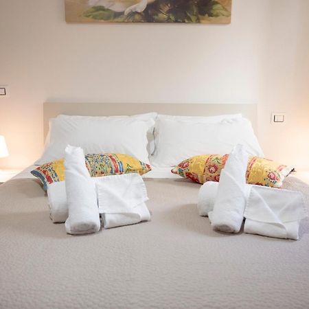 Amare Apartment Near The Sea 모노폴리 외부 사진
