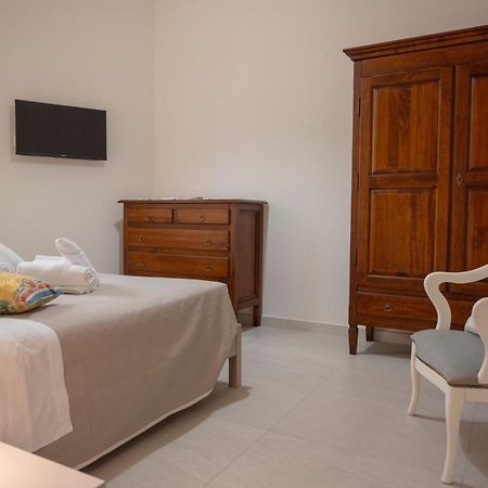 Amare Apartment Near The Sea 모노폴리 외부 사진