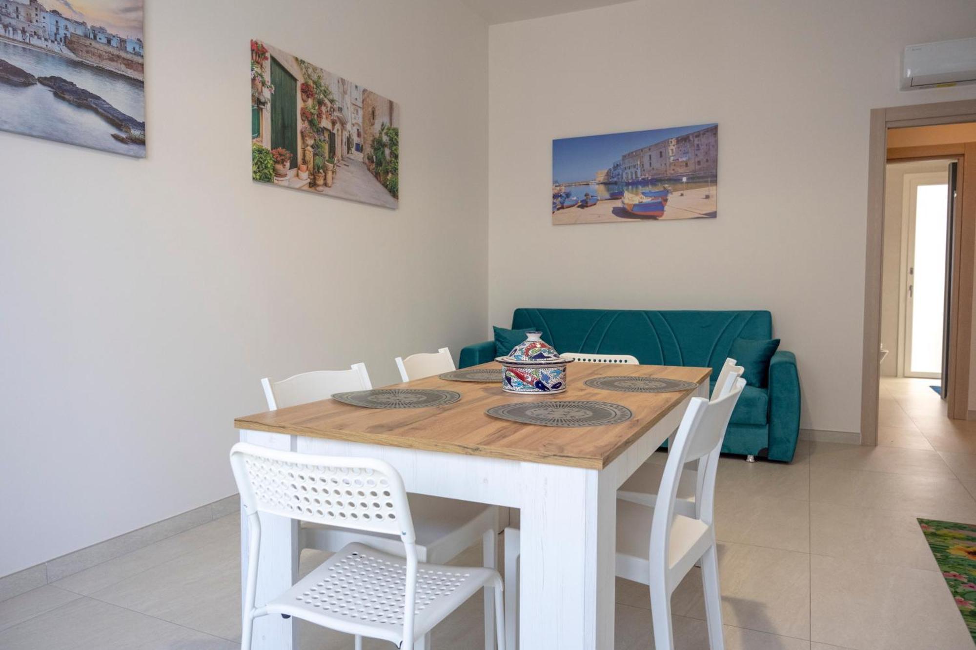 Amare Apartment Near The Sea 모노폴리 외부 사진